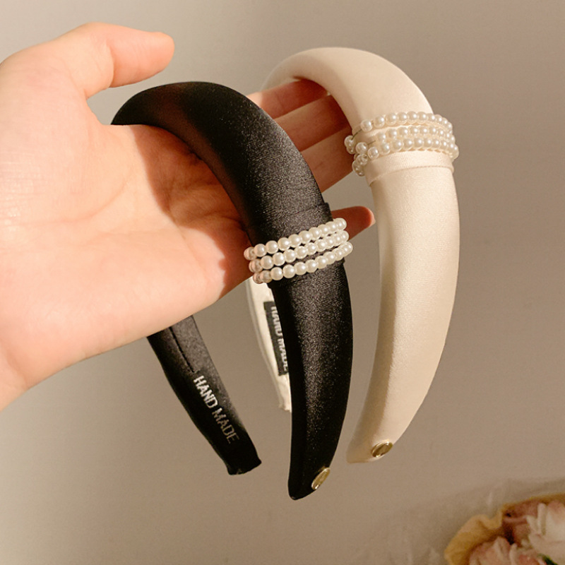 The same pearl satin hair band as Zhao Lusi's for women, a high-heeled headband for the top of the head, a high-end French retro hairpin and hair accessory details Picture