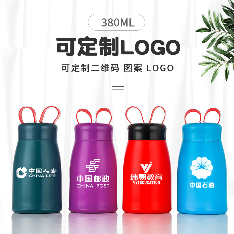 Creative cartoon cat glass cups, opening event advertising cups, portable gift cups, and printed logos Application Scenario