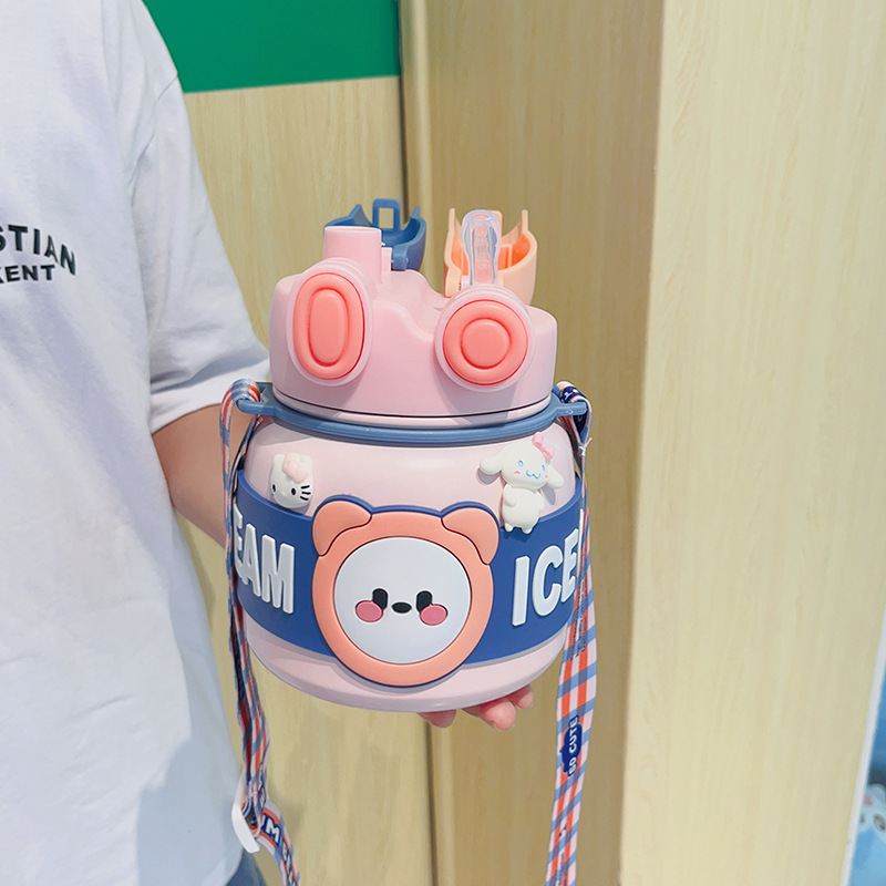 Cartoon children's insulated cup, 316 stainless steel double-drinking bear straw, high appearance level, large-bellied cup, large-capacity portable water cup details Picture