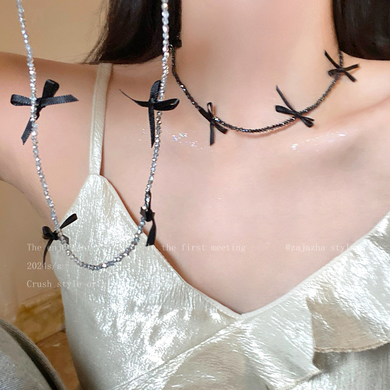 Sweet crystal beaded necklace, light luxury style ribbon bow collarbone chain, simple neck chain from Dongdaemun, South Korea full figure