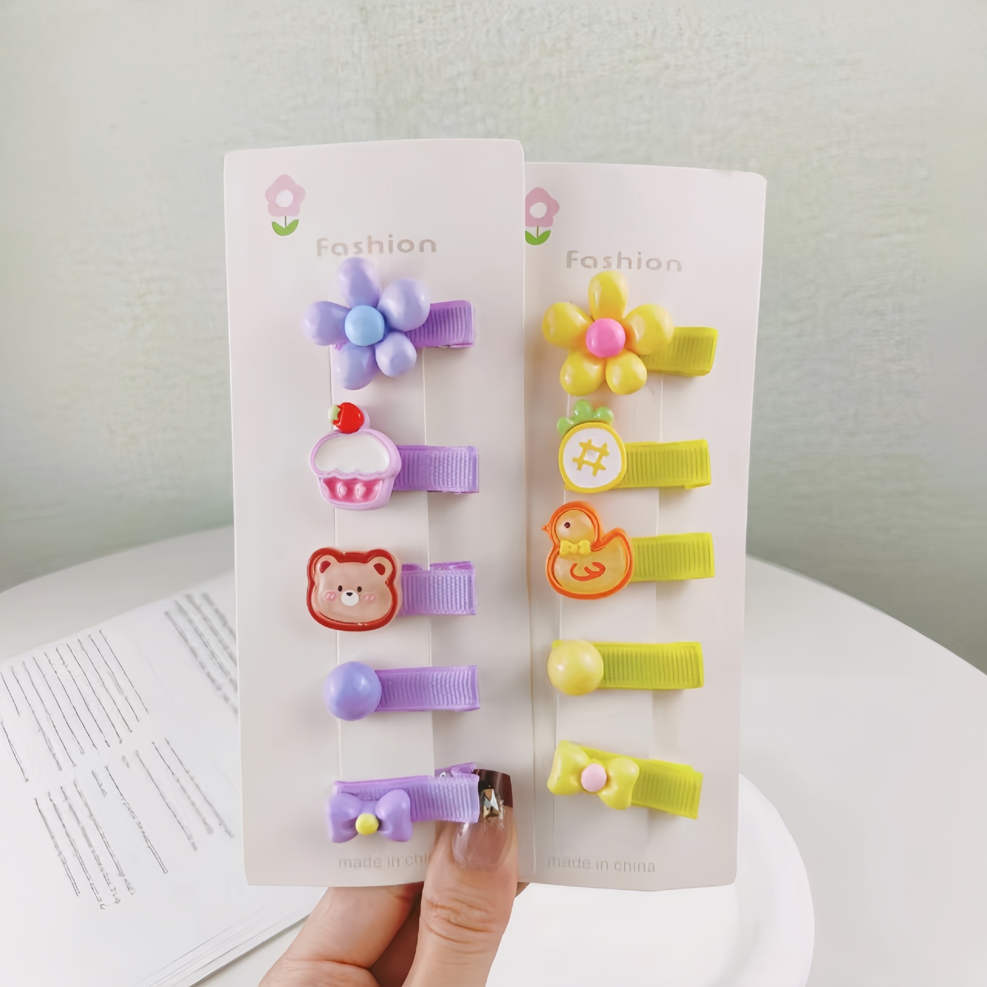 Baby hairpins for girls, hairpins for kindergarten children, small hairpins for infants and toddlers, headwear for little girls Application Scenario