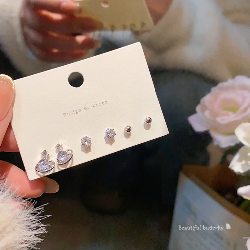 Asteroid Zircon exquisite stud earrings Set for women, new light luxury earrings, high-end and versatile, unique Saturn earrings full figure