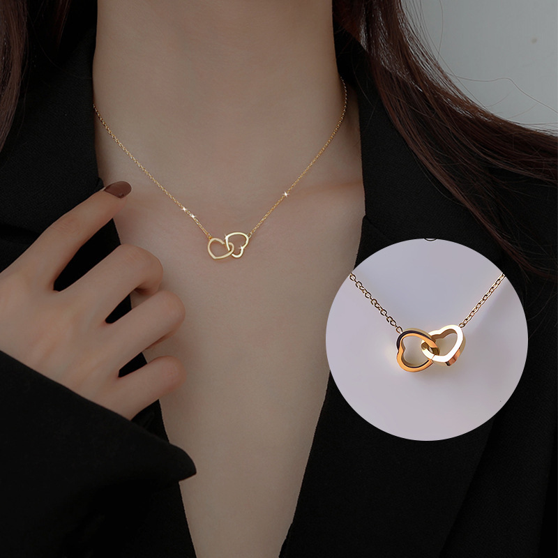 Korean 18k rose gold simple double-ring heart-shaped collarbone chain titanium steel non-fading Internet celebrity necklace niche Instagram accessory full figure