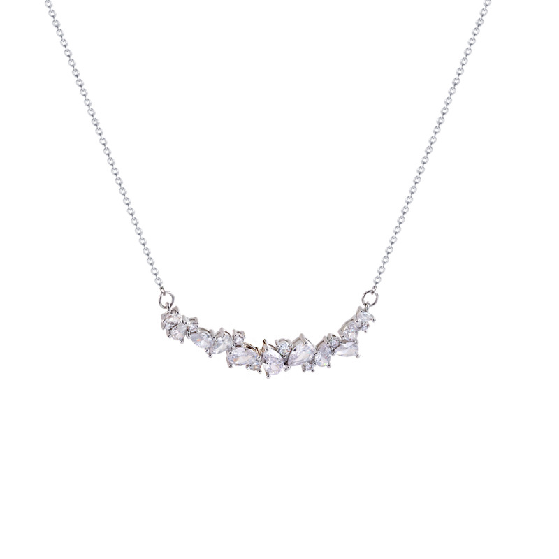 Exquisite irregular wisteria zircon titanium steel necklace with a unique and high-end design sense for women, collarbone chain necklace accessory Item Picture