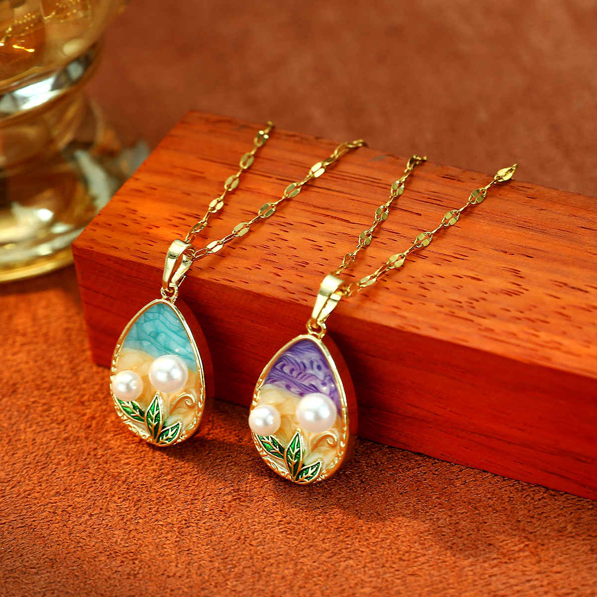 Cross-border French vintage Monet garden necklace, copper micro-inlaid pearl, light luxury pearl, retro oil painting style collarbone chain accessory Specification drawing
