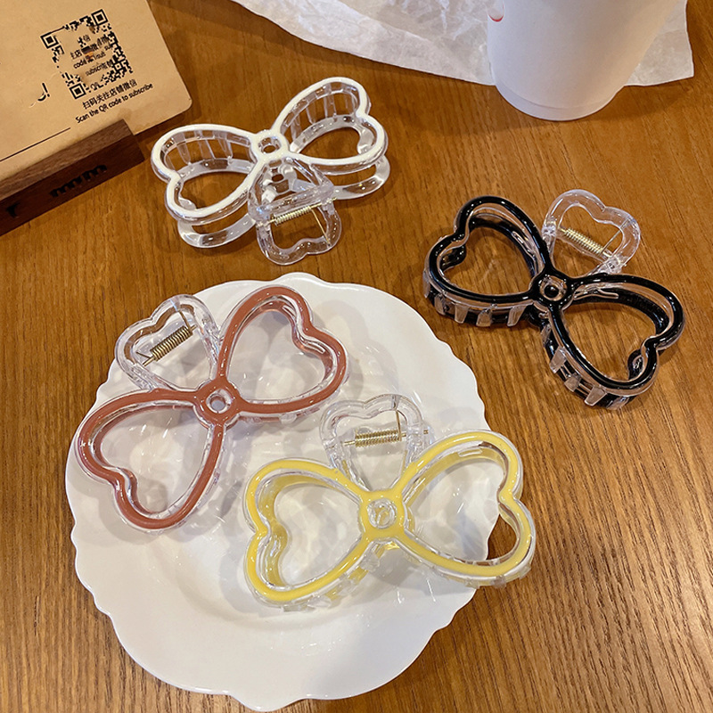 Oil-dripping transparent bow hairpin, colorful heart-shaped plastic all-purpose hair clip, heart-shaped hair accessory, hairpin for women details Picture