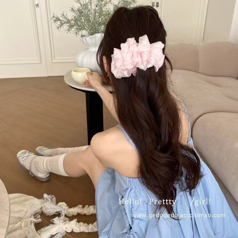 Peppermint Mambo Green Cloud Cream puff Banana Clip Vertical clip for women Spring and Summer half hair clip Horizontal clip at the back of the head straight clip hair clip full figure
