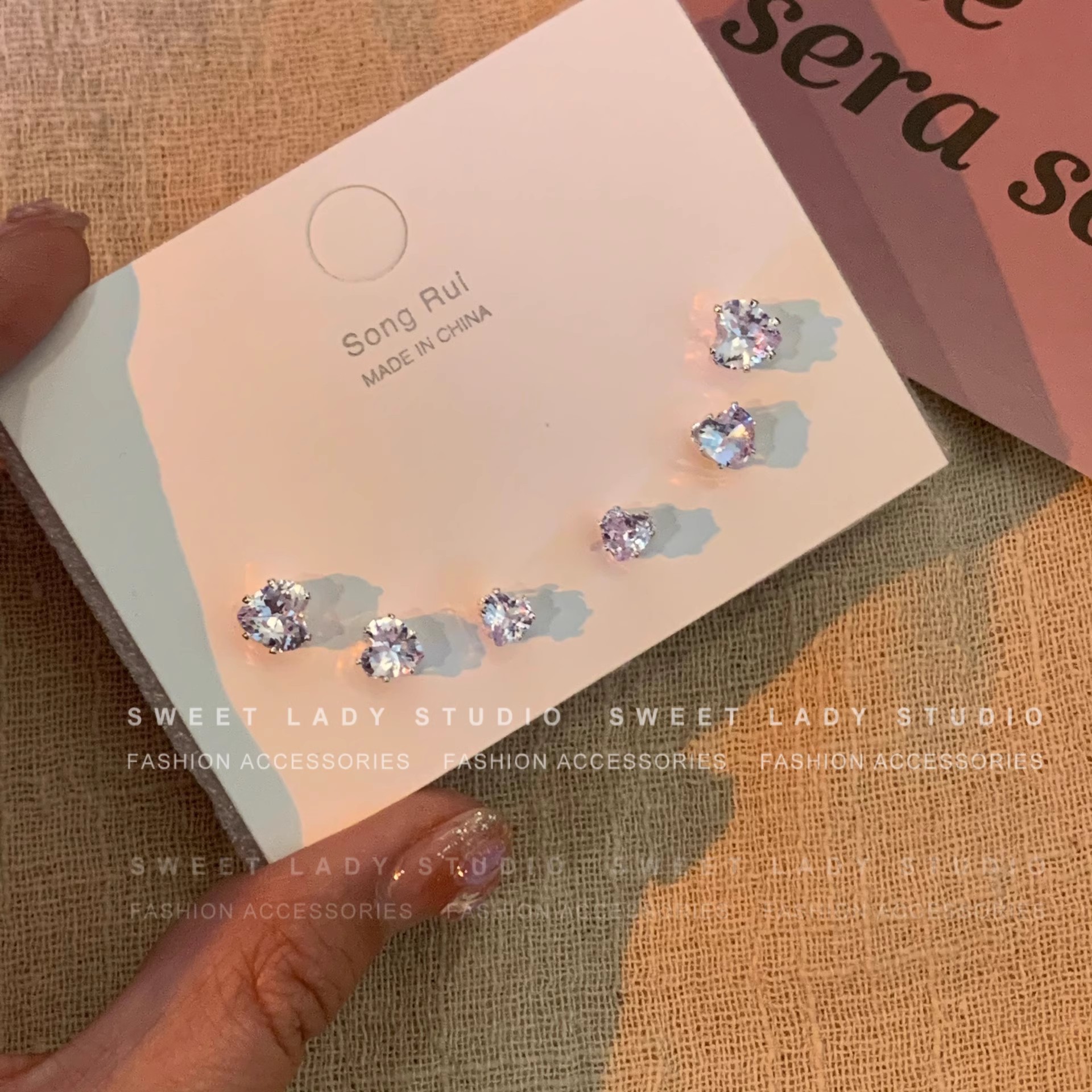 Super Flash Set, heart-shaped Zircon 925 Silver needle Ear Piercing small ear studs, simple and elegant ear bone stud earrings and earrings Specification drawing