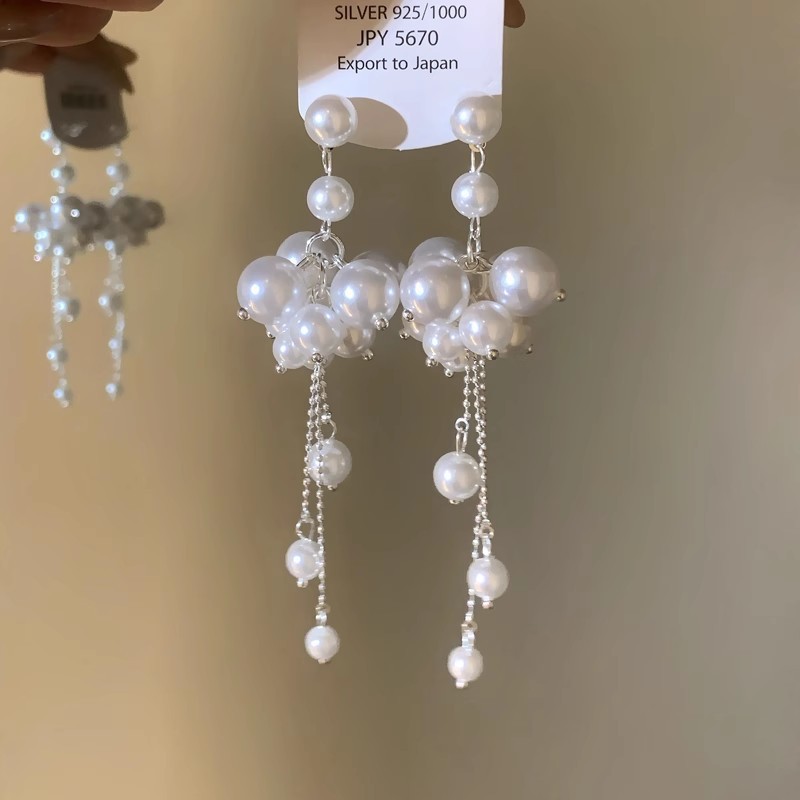 French light luxury long tassel pearl earrings, women's high-end, niche and versatile, elegant flower stud earrings wholesale Specification drawing