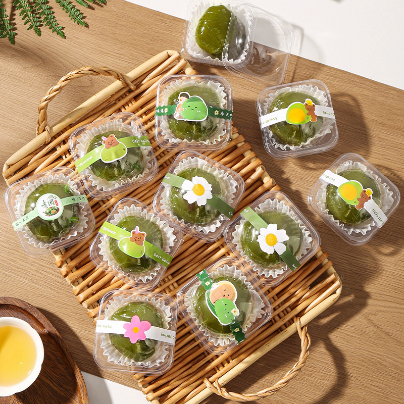 Each piece of green rice ball packaging box contains 80g of mugwort Qingming Fruit Snow Beauty egg yolk pastry packaging box, transparent baking box details Picture