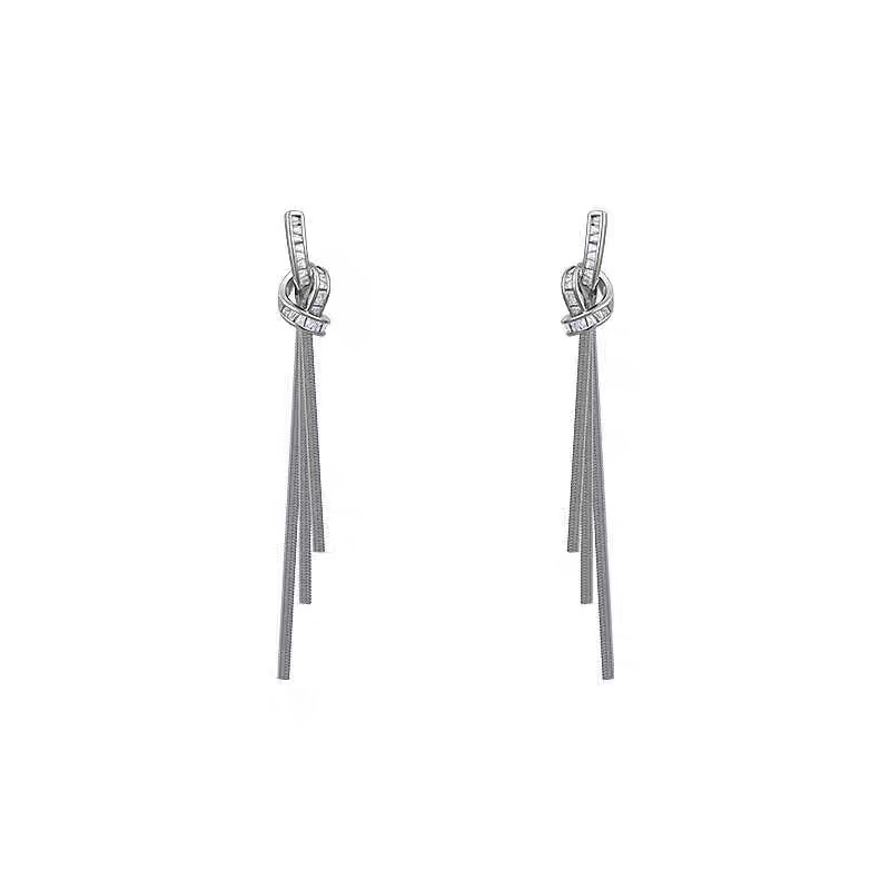 Silver tassel earrings for women, 2024 new bestseller stud earrings, light luxury, high-end, niche and unique style earrings wholesale Item Picture