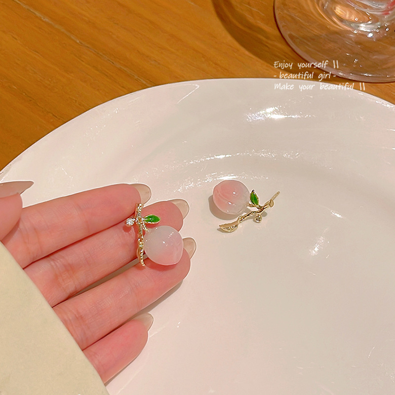 925 Silver Needle Fresh and Sweet Peach Earrings, women's Instagram trendy new style, versatile, elegant and simple stud earrings wholesale Specification drawing