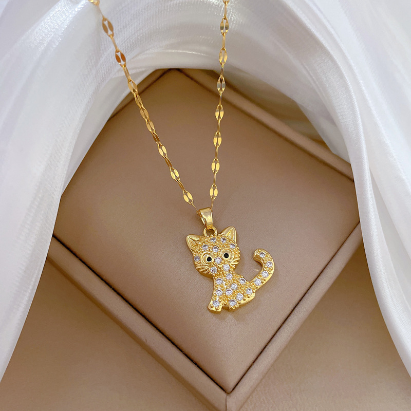 【 Titanium Steel 】 Cute little cat, light luxury, luxurious, full diamond necklace, versatile for women, collarbone chain, titanium steel chain Specification drawing