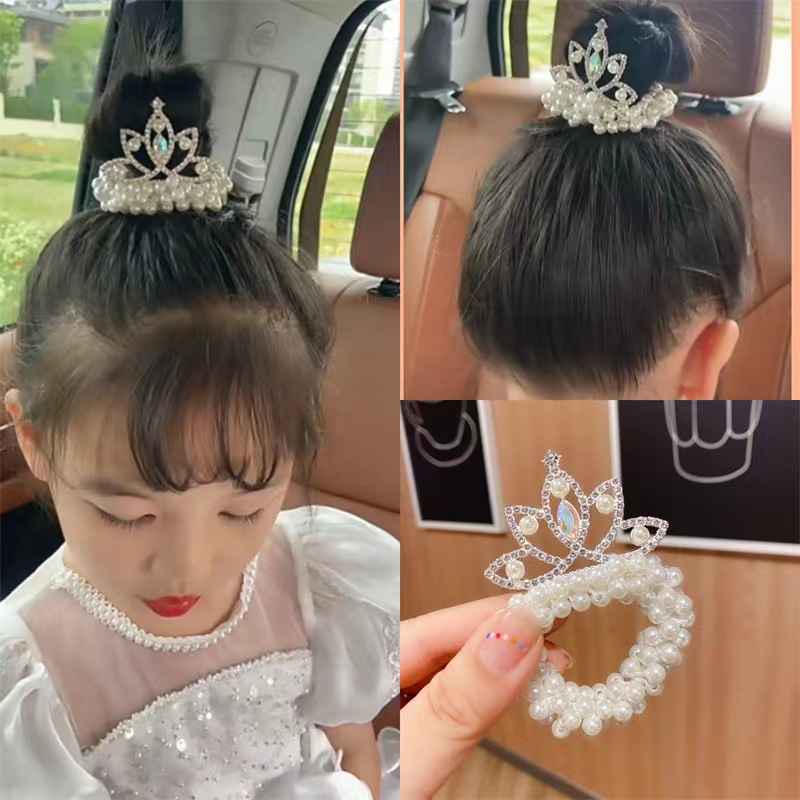 A new popular children's princess crown headwear, featuring a pearl bun hair string and a little girl hair tie rubber band headwear full figure