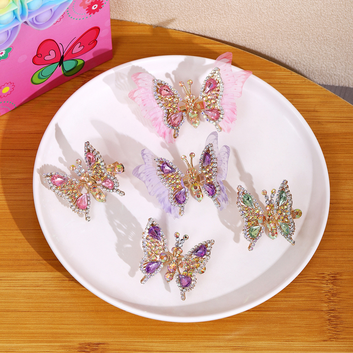 Children's bow, cute and moving butterfly hair clips, headwear clips, sweet bangs clips, little girl's broken hair clips full figure