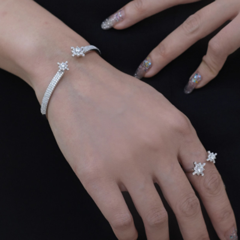 Niche design, ins cool and cool style, starlight zircon bracelet for women, light luxury, full diamond, high-end ring bracelet set full figure