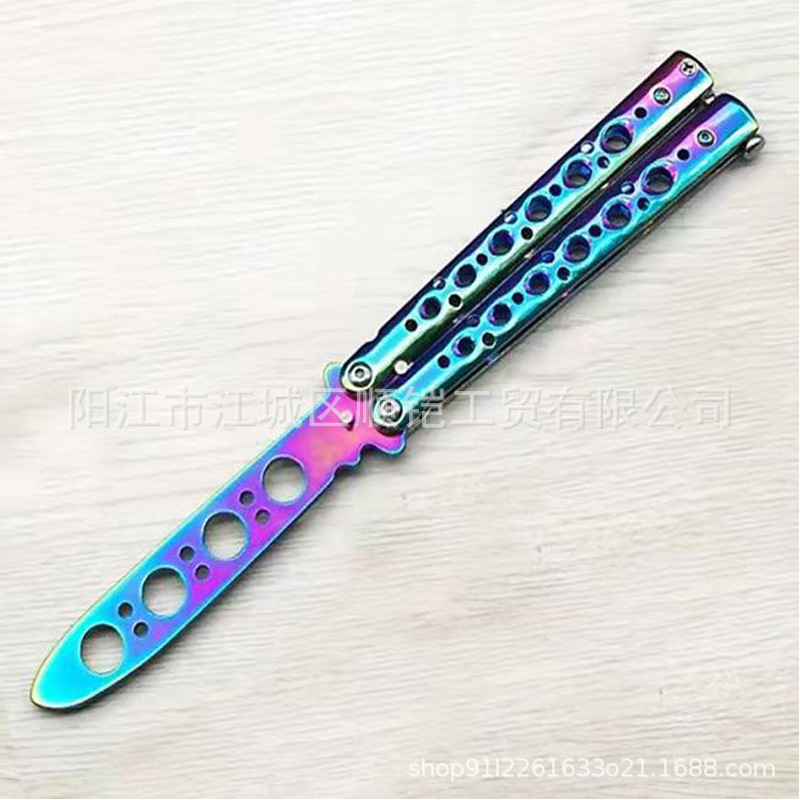 Butterfly knives are a beginner-level practice for CSGO beginners. They are maintenance-free, breakable, portable for outdoor self-defense, made of all-steel, and have no sharp edges undefined