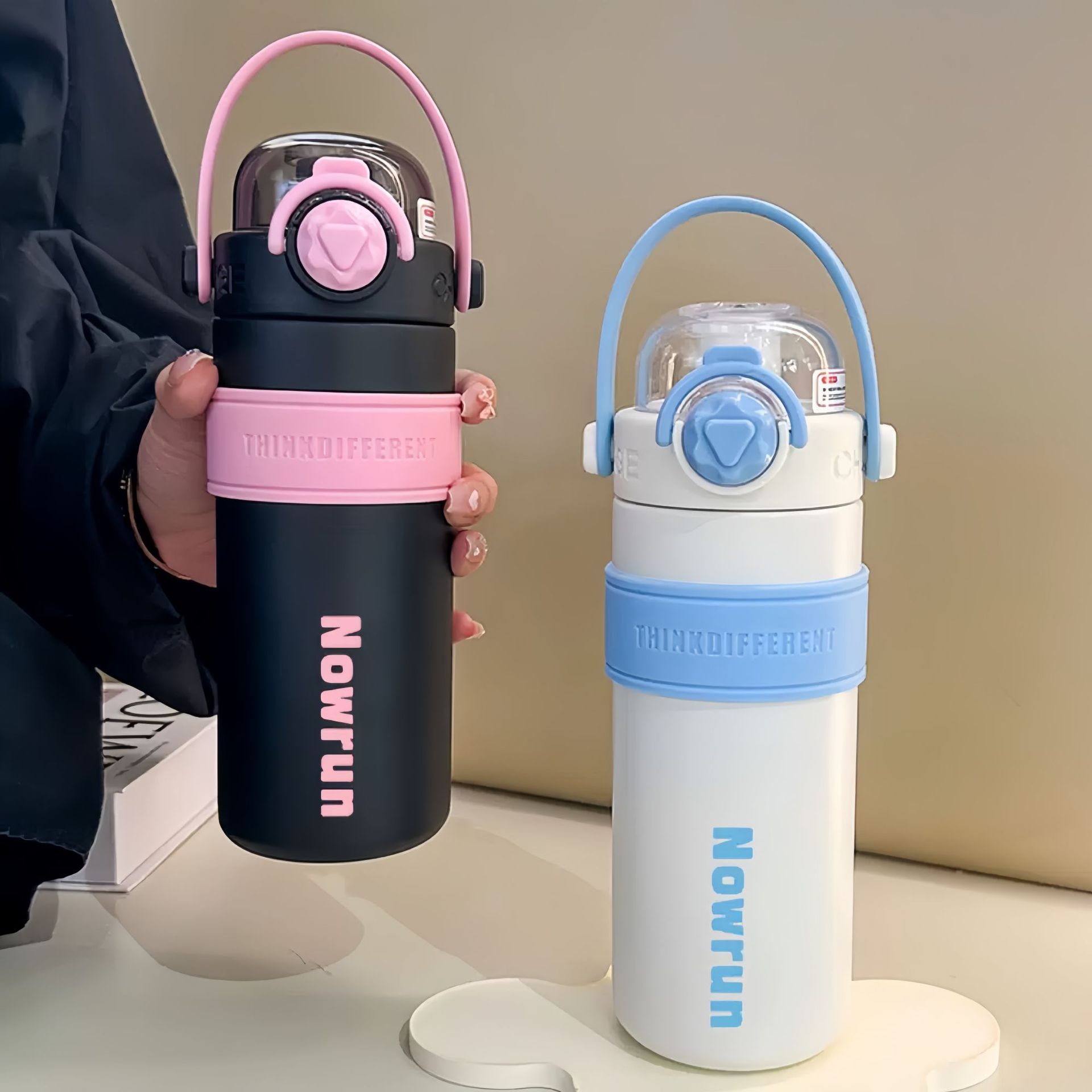 2024 Simple and sporty insulated cup, fashionable and trendy portable direct drinking water pot, high appearance level stainless steel couple cups full figure