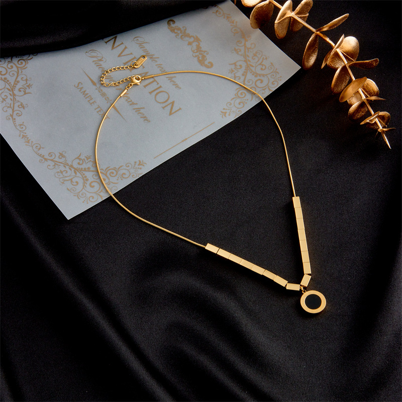 European and American cross-border fashion retro three-dimensional square accessory chain, Roman round pendant, stainless steel jewelry necklace details Picture