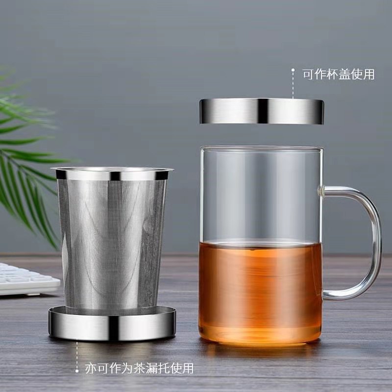 Thickened filter screen high borosilicate glass water cup, tea-water separation tea cup with handle, office tea cup Application Scenario