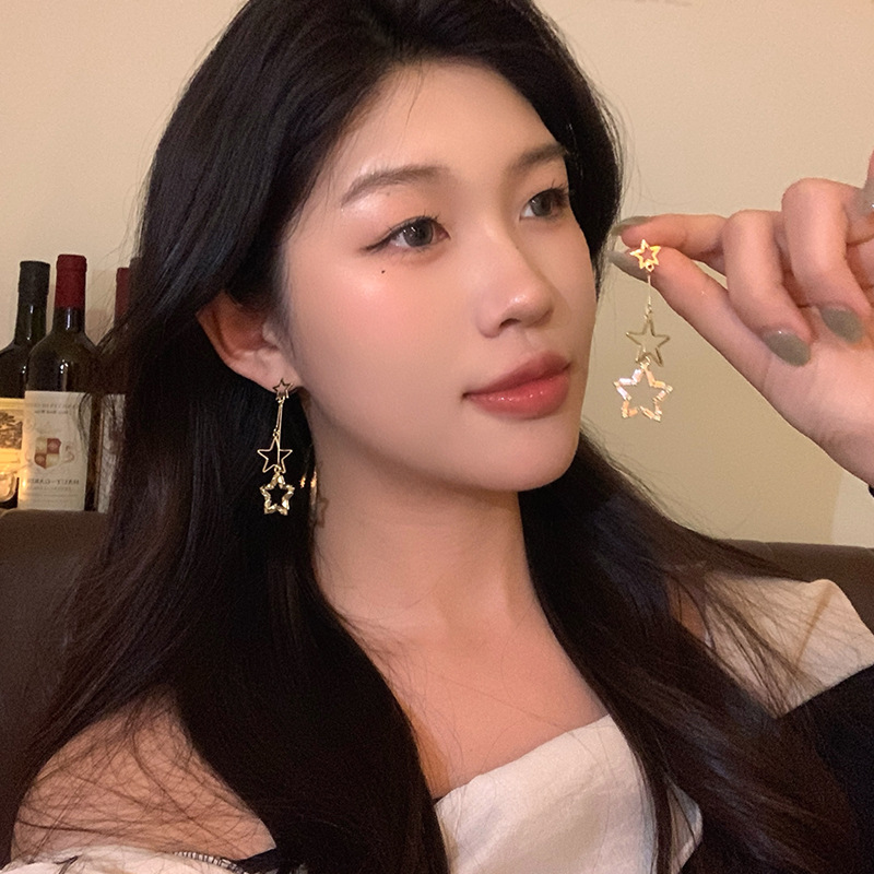 Korean bestseller Super Flash Zircon long tassel five-pointed star earrings for women, simple, fashionable and elegant star stud earrings details Picture