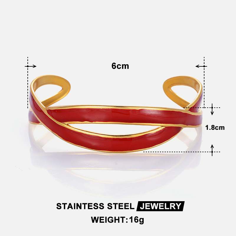 This simple stainless steel bracelet from Europe and America does not fade. It features a cold and elegant ins style with a high-end feel. It is a light luxury open-top jewelry with a heart-shaped oil drip Item Picture