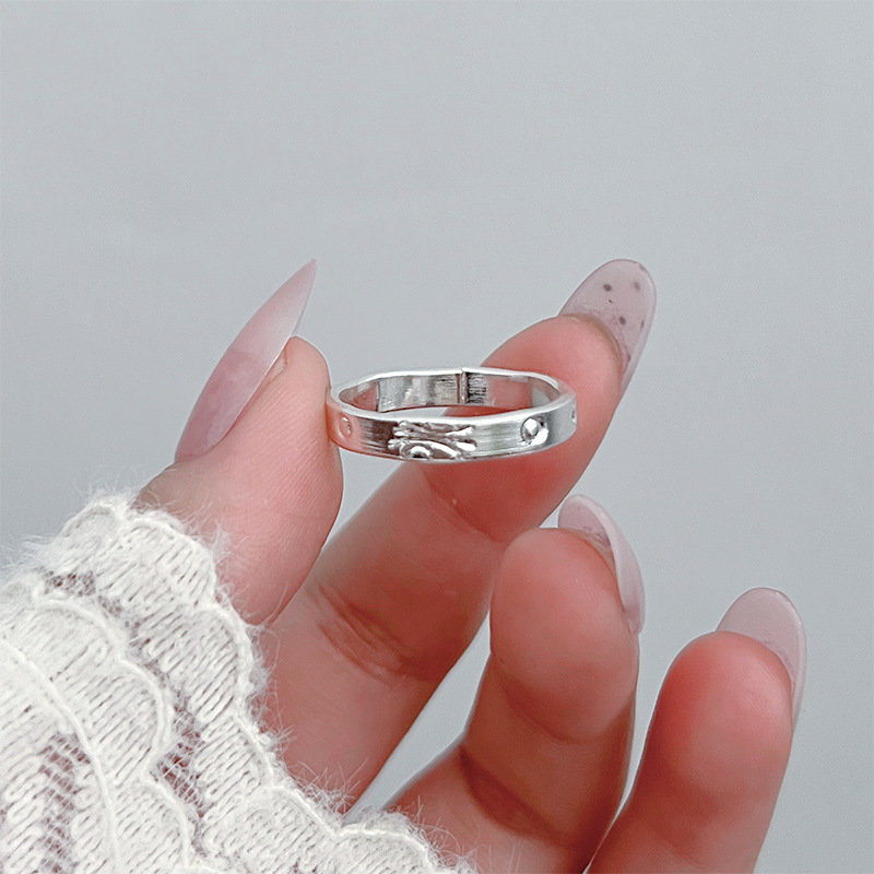 Original, niche, high-end and exquisite ring design, fashionable, individual, trendy, internet-famous high-end light luxury ring for girls details Picture