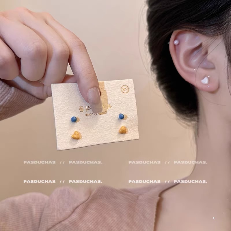 Dopamine candy-colored little bean stud earrings for girls, versatile, elegant and simple student ear-piercing set earrings details Picture