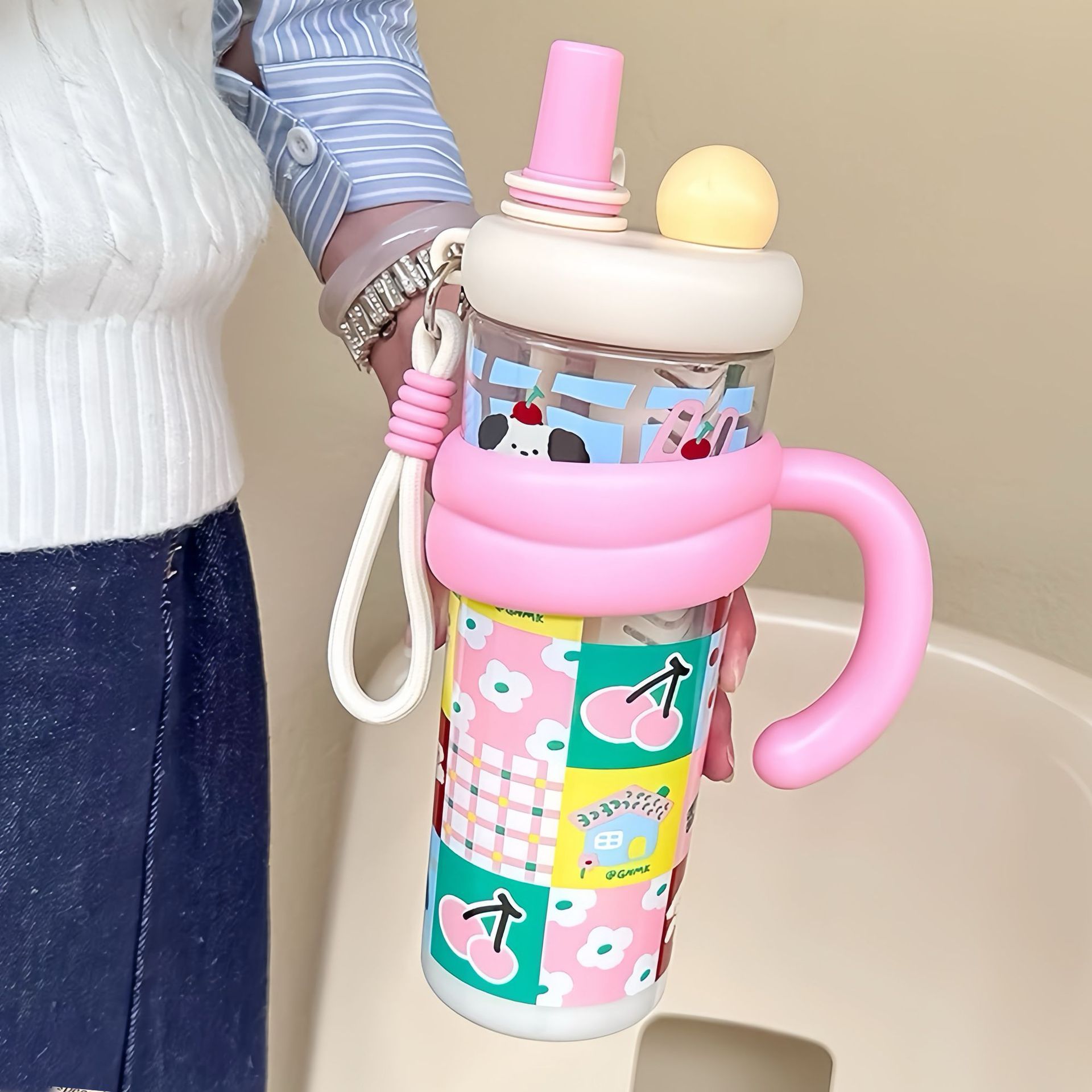New summer water cup for girls, high appearance level, cute double-drinking straw cup, office desk, cartoon handle, tea brewing cup Specification drawing