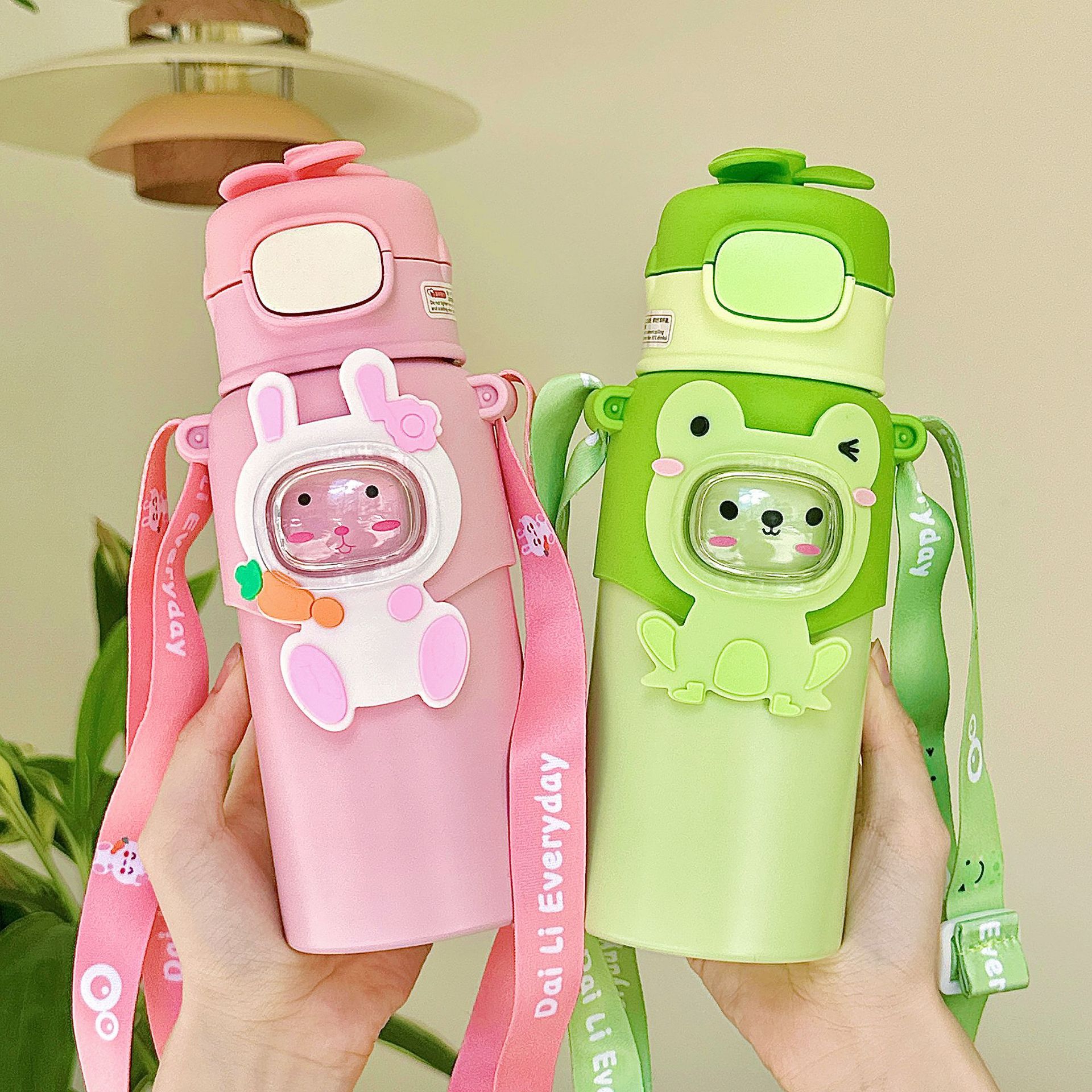 Wholesale of new children's straw cups, cartoon animal insulated cups for boys and girls, and stainless steel cute water cups with diagonal spans full figure
