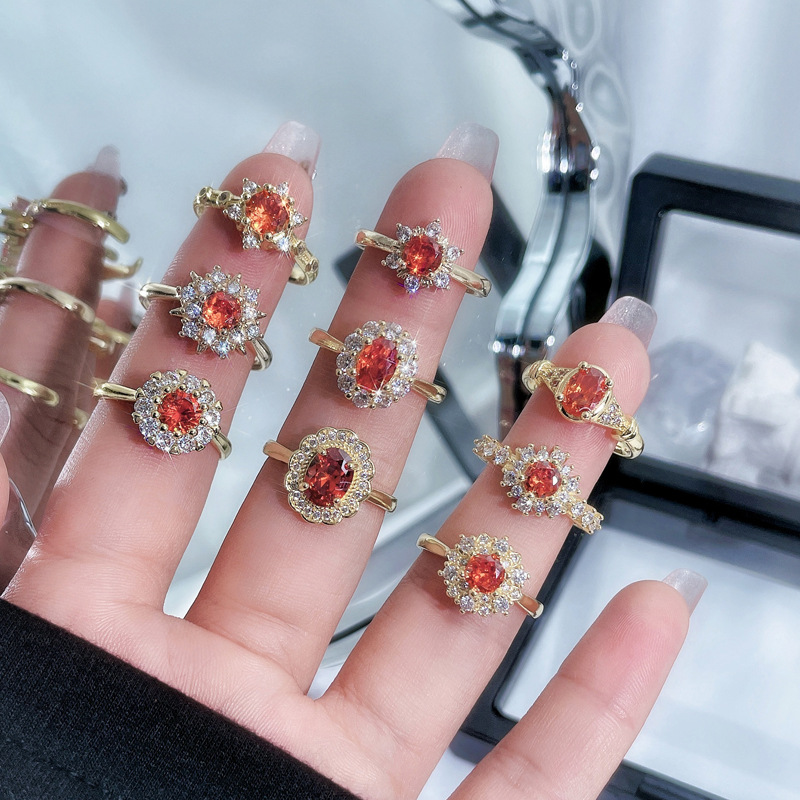 The retro court style, light luxury and high-end red diamond open ring is a unique and versatile female ring with a sweet, cool and fashionable style Application Scenario