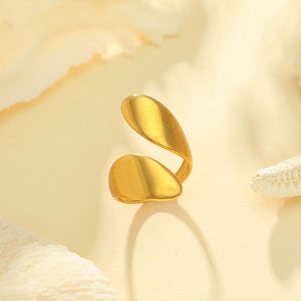 European and American cross-border simple oil-dripping irregular ring, women's non-fading 18k gold irregular-shaped opening stainless steel ring Application Scenario
