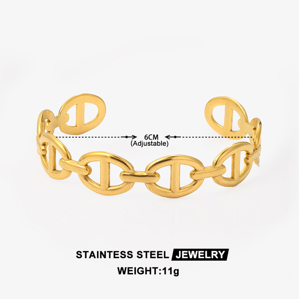 This cross-border gold-plated bracelet for women from Europe and America has a light luxury and high-end feel. The chain opening does not fade and is a bestseller on Amazon Application Scenario