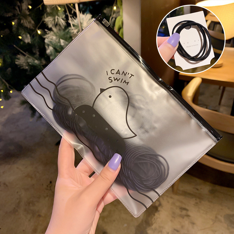 This classic seamless leather band hair tie bag contains 100 high-elasticity hair ties that won't damage your hair. It's a basic and fashionable hair accessory Application Scenario