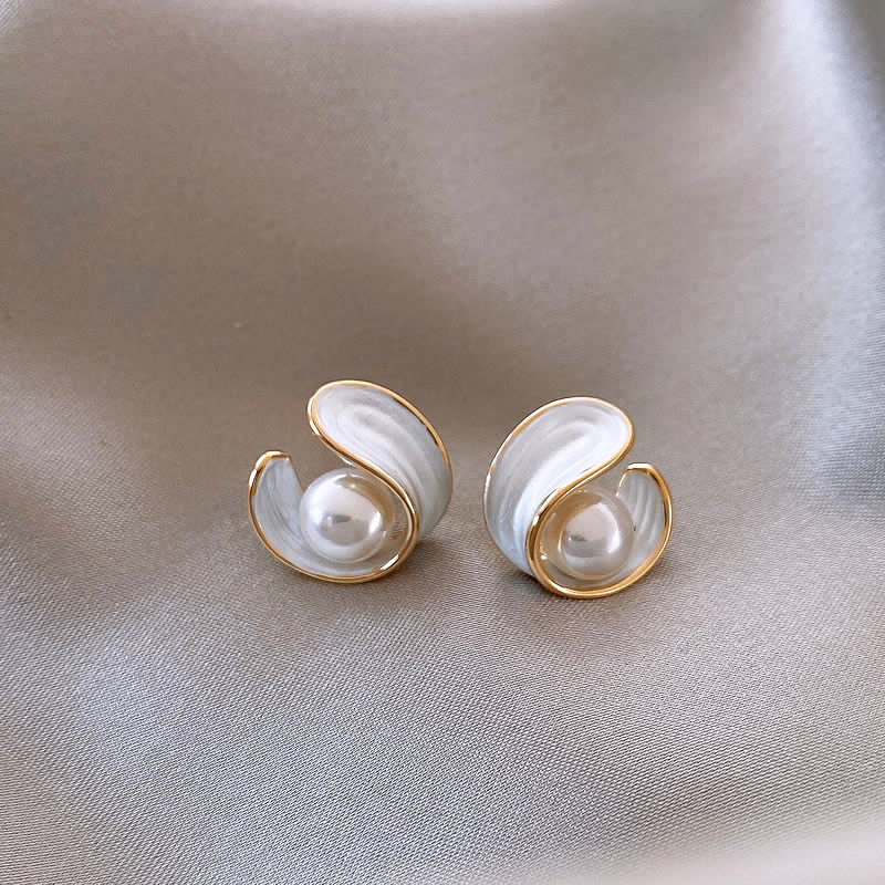s925 Silver needle Small pearl earrings, women's ins style, French, simple and versatile, light luxury oil-dropping earrings, personalized stud earrings Specification drawing