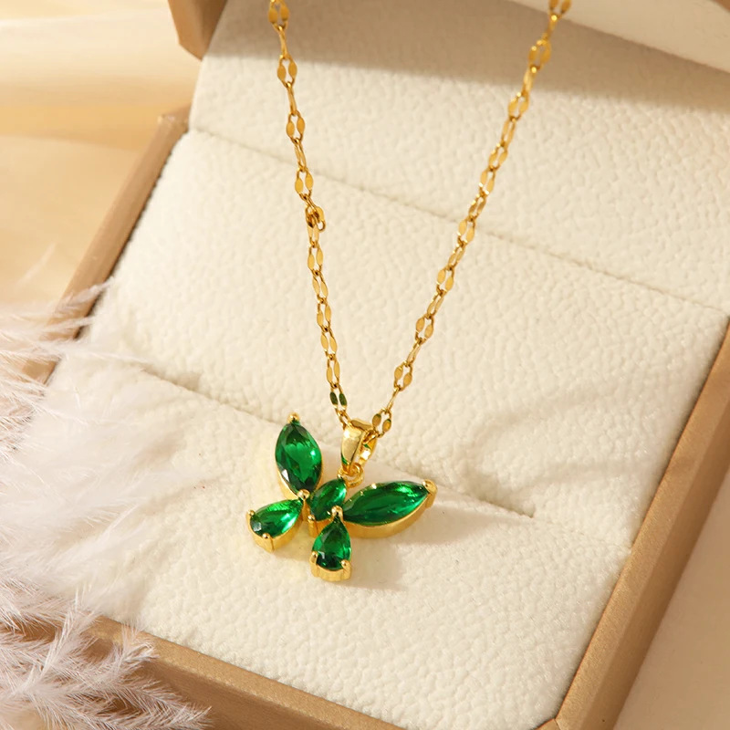 This necklace is filled with zirconium flowers, exuding a light luxury vibe. It features a small zirconium collarbone chain and is a retro titanium steel set that has become a popular Instagram influencer Specification drawing