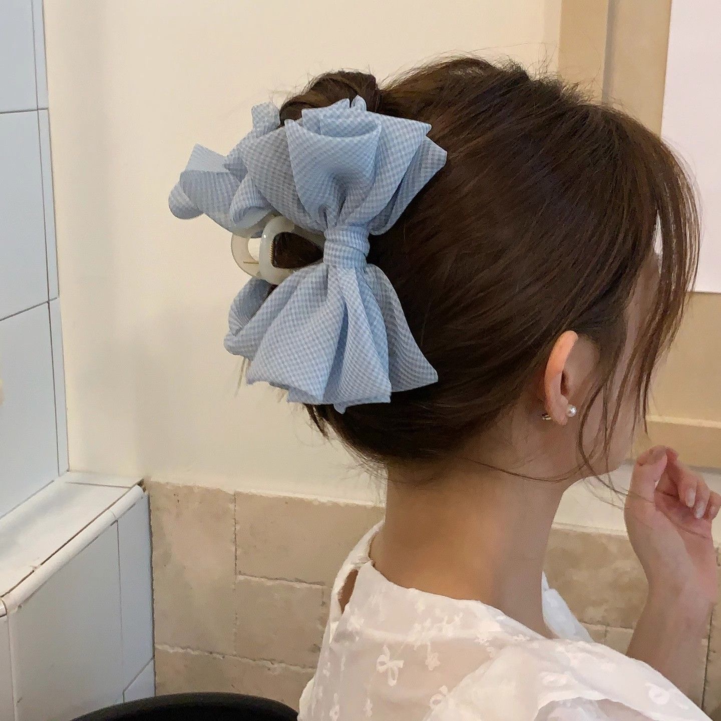 Blue checkered bow, bubbleffon grab clip, sweet and voluminous, large shark clip, high-end cloud hair accessory full figure