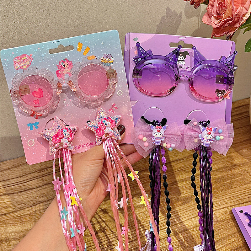 Children's cartoon sunglasses, hair bands, little girls' bow wigs, braids, girls' ponytail braids, hair clips, girls' hair accessories details Picture
