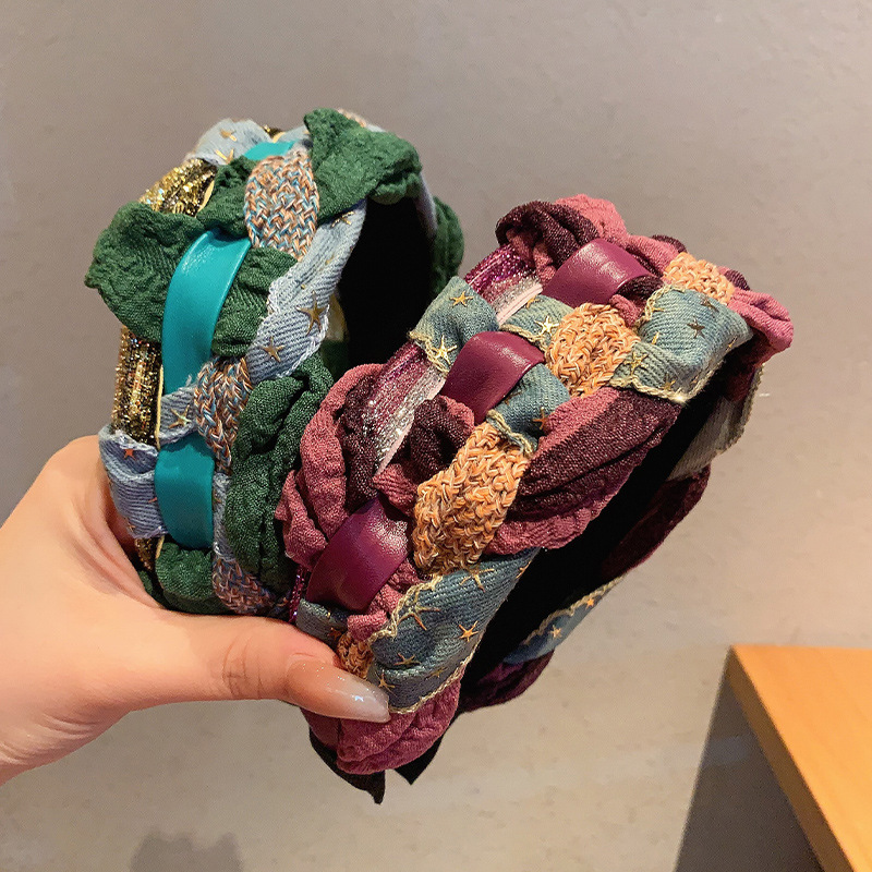 Denim star twist hair band for women 2024 New style, high-end, stylish and trendy headband hair accessory, with a niche design sense Application Scenario