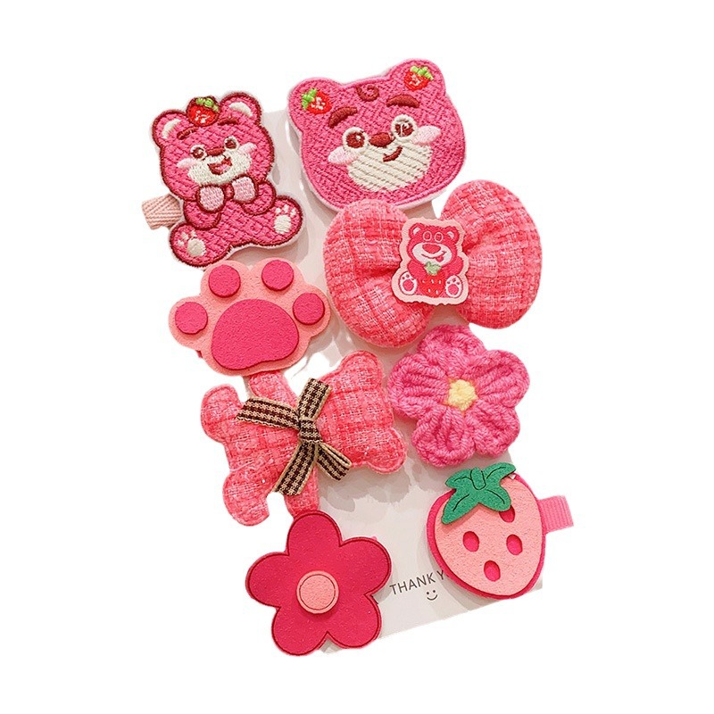 Autumn and winter plush children's hair clips, cartoon strawberry bear hair clips, cute baby hair accessories, little girl's broken hair bangs clips for girls Item Picture