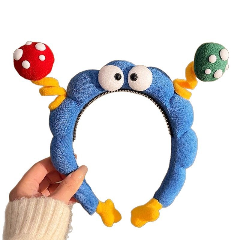 The same style of hair band as Yu Shuxin, cute and fun, big eyes, plush hair band, high top of the head, face washing, hair pressing headband, girl taking photos Item Picture