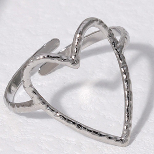 Stainless steel heart-shaped ring for women, minimalist design on Instagram, anti-color fading, cross-border bestseller, dark style, niche high-end feel details Picture