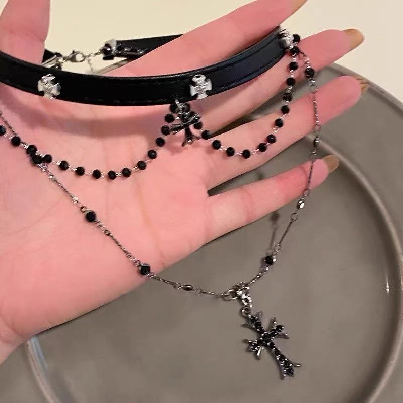 Dark original, sweet and cool, spicy girl style cross necklace, Gothic female style punk multi-layer collarbone chain necklace trend Specification drawing