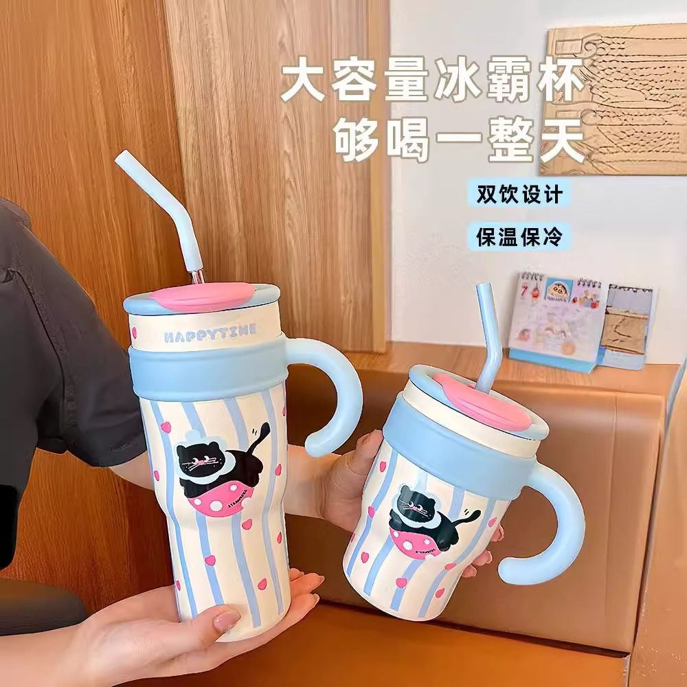 Cartoon giant ice cube water cup, straw coffee cup, portable stainless steel insulated cup, cute, high appearance level, large capacity full figure