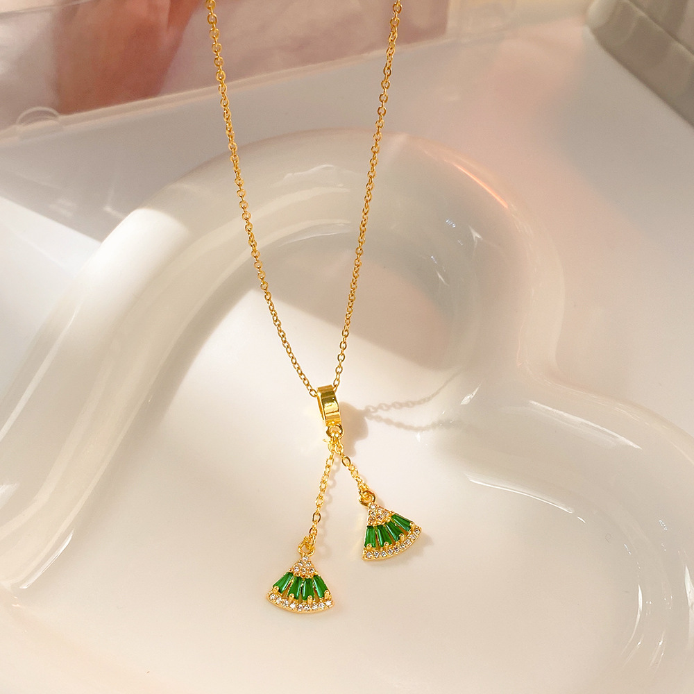 Fashionable and simple green fringed dress, titanium steel necklace, summer bestseller for women, light luxury collarbone chain, high-end accessory Specification drawing
