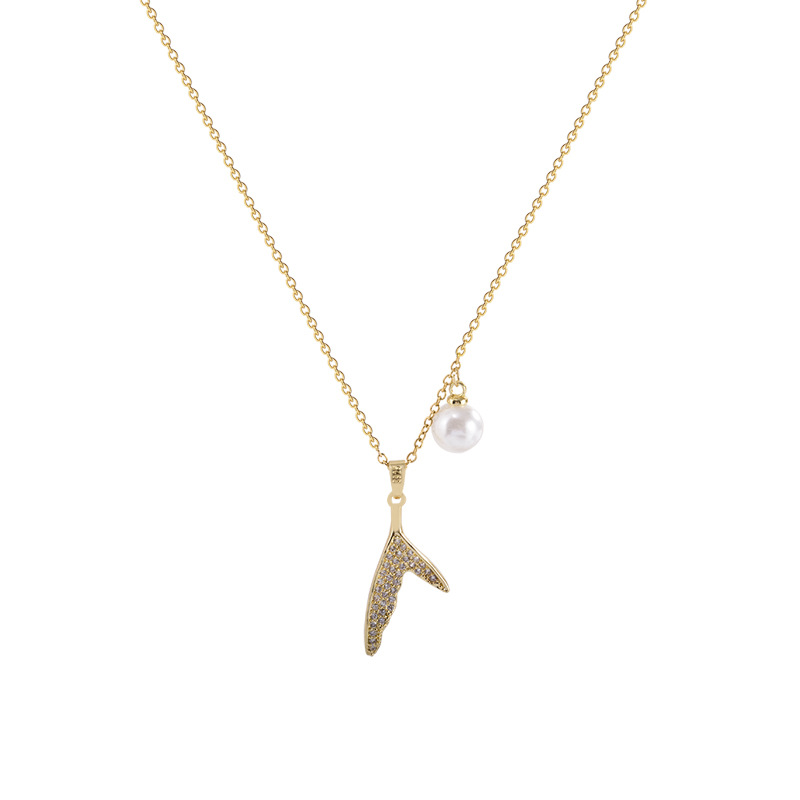 French retro fishtail zircon titanium steel necklace, with a high-end design sense and versatile style, is a popular collarbone chain and necklace accessory Item Picture