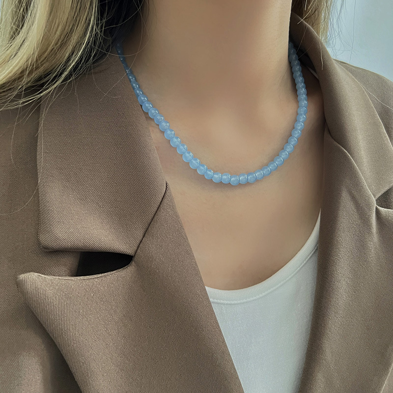 A Korean-style fresh and light blue chalcedony beaded necklace, the same style worn by an Instagram blogger. A collarbone chain, a girlish necklace for girls Specification drawing