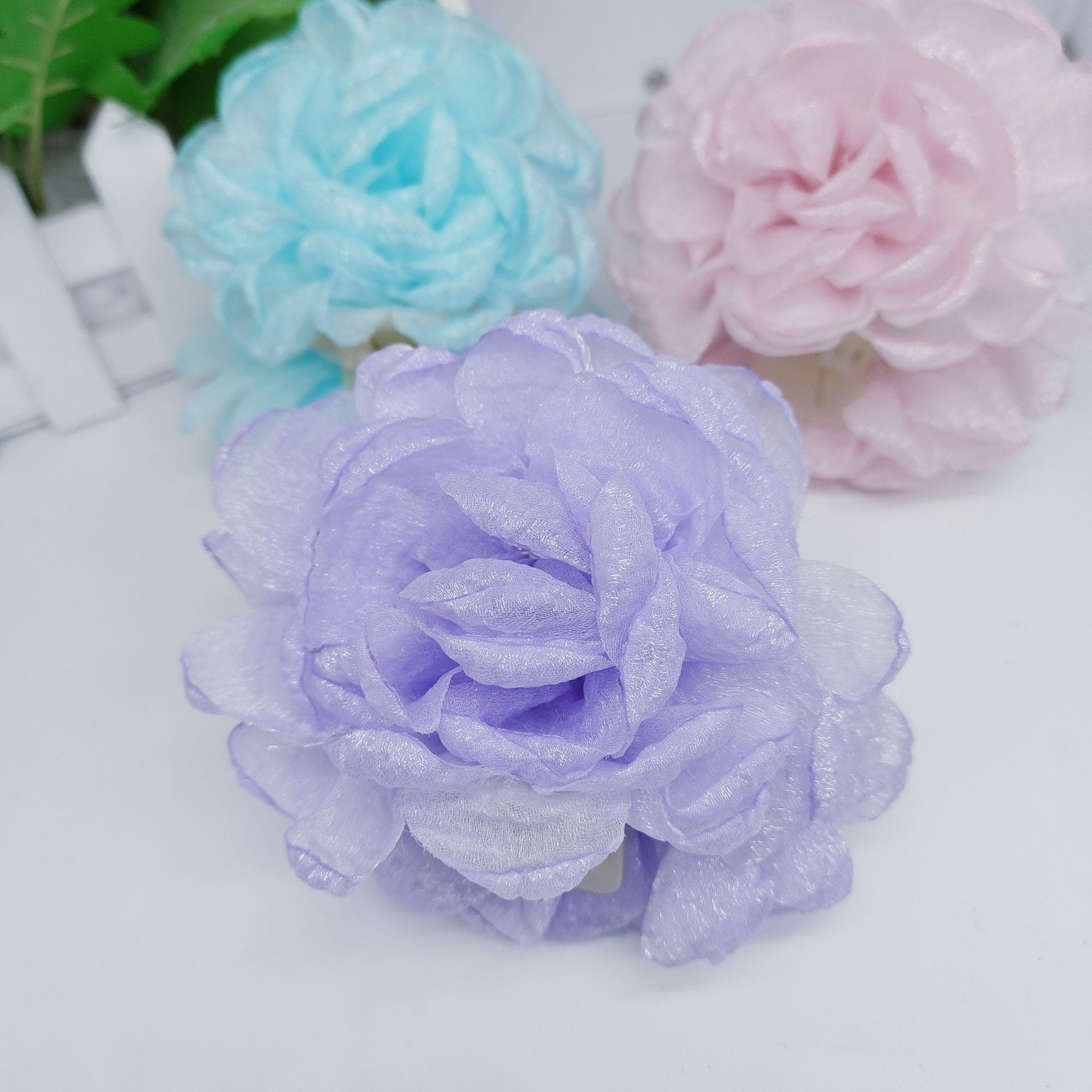 French super ethereal three-dimensional rose flower grab, summer ethereal beauty, shark clip hair on the back of the head details Picture