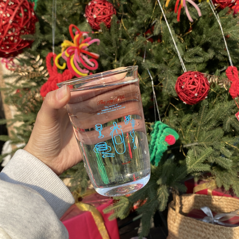 ins French retro vase, wine bottle, glass cup, simple lines, high borosilicate water cup, high-temperature resistant coffee cup Application Scenario