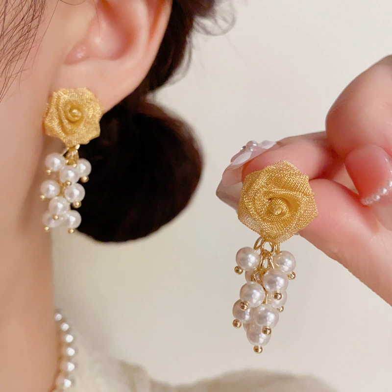 Golden rose tassel pearl earrings for women, French elegance, light luxury, court-style quality stud earrings, fashionable earrings wholesale details Picture